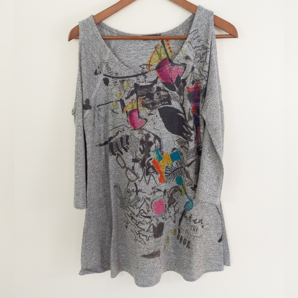 Inoah "Open The Door" Abstract Graphic Cold Shoulder Tunic Size Small